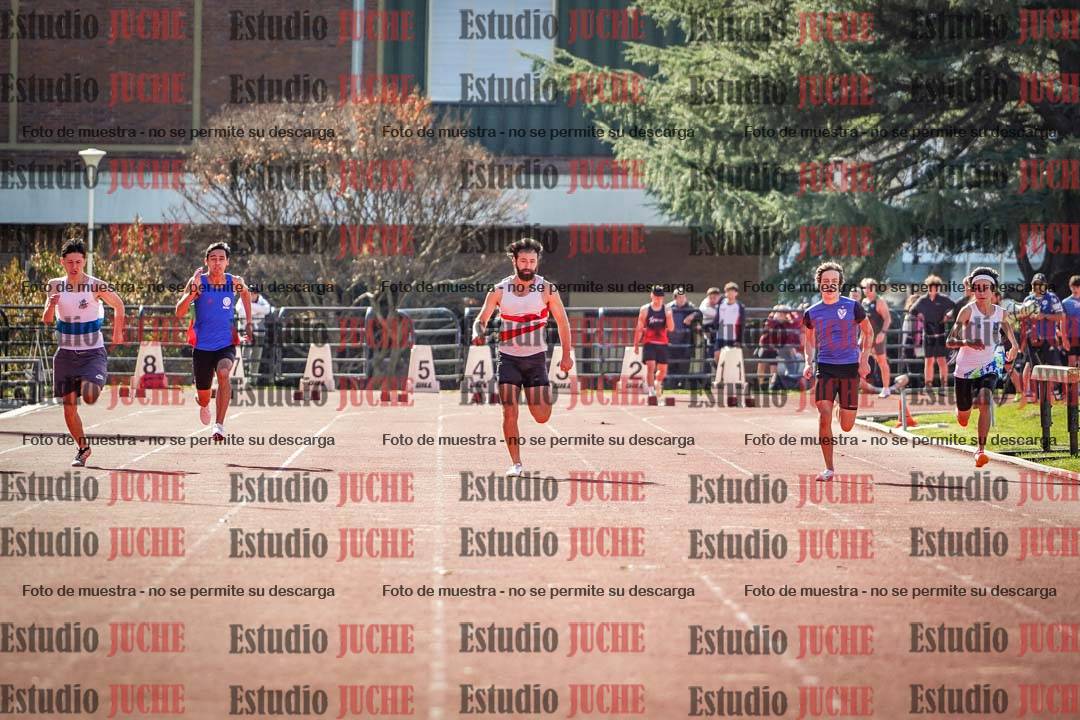 Fotos de los 100 m llanos de varones