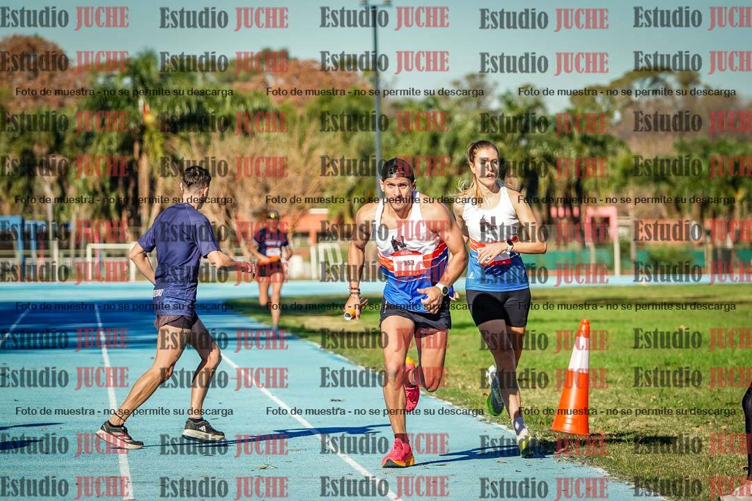 Fotos durante los relevos