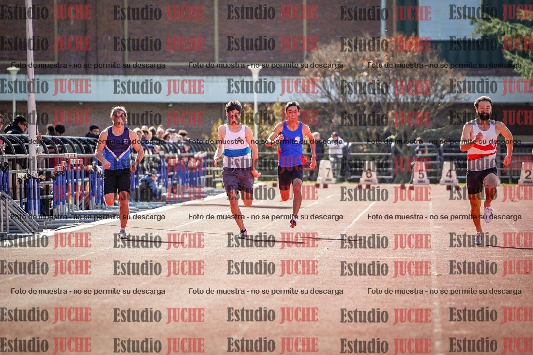 Fotos de los 100 m llanos de varones
