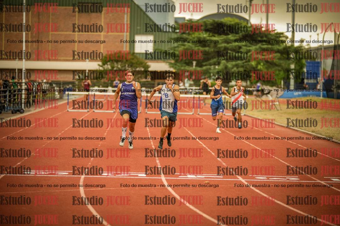 Fotos de los 400 m con vallas de varones