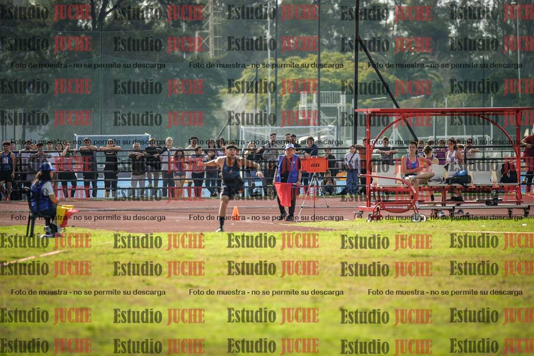 Fotos del lanzamiento de jabalina de varones