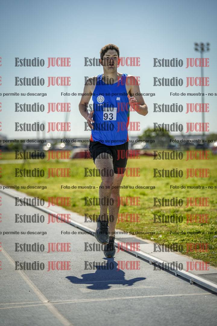 Fotos de los 800 m llanos de varones