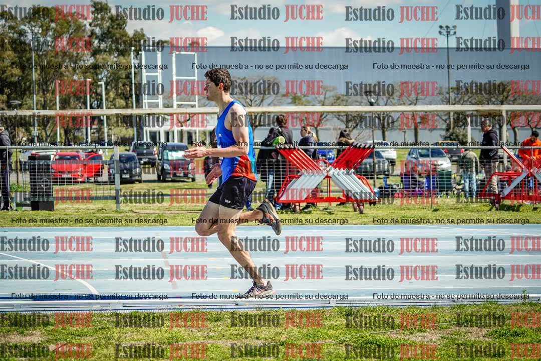 Fotos de los 800 m llanos de varones