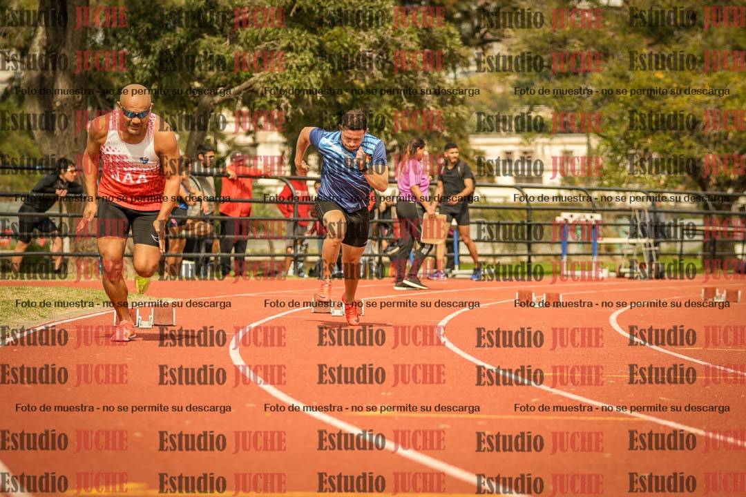 Fotos de los 200 m llanos de varones
