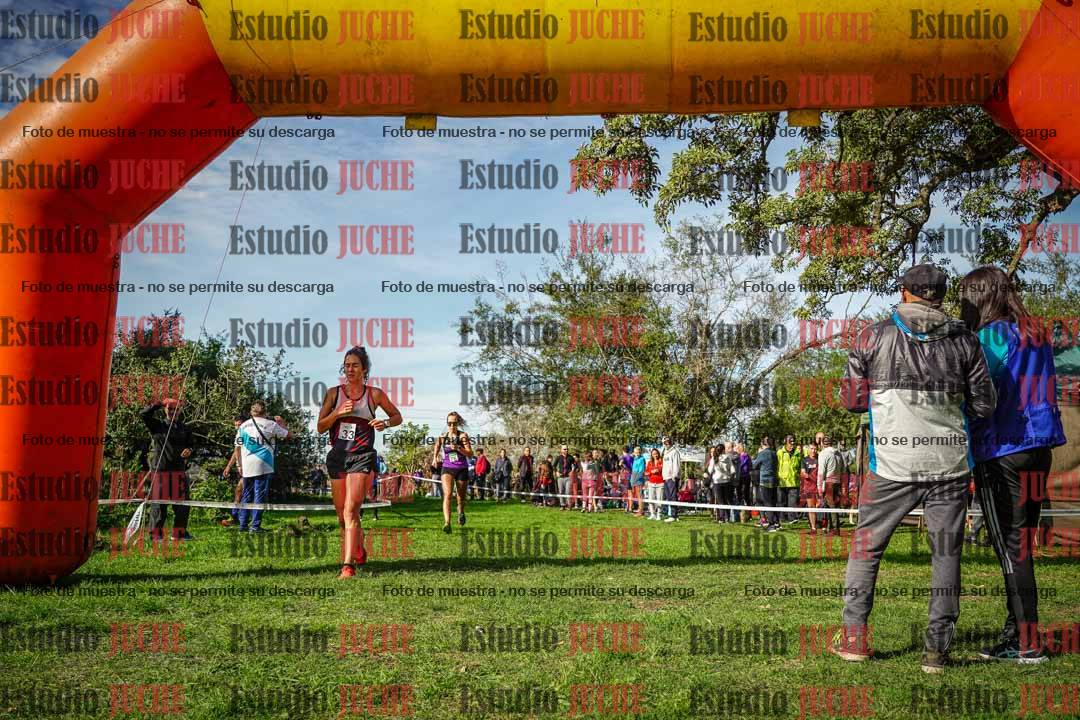 Fotos de la llegada del cross de 6000 m