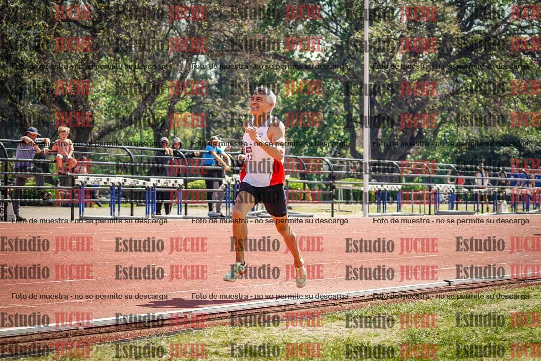 Fotos de los 800 m llanos de varones