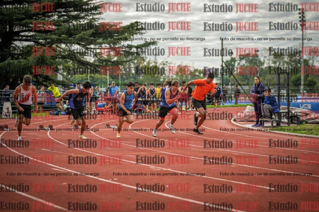 Fotos de los 100 m llanos de varones