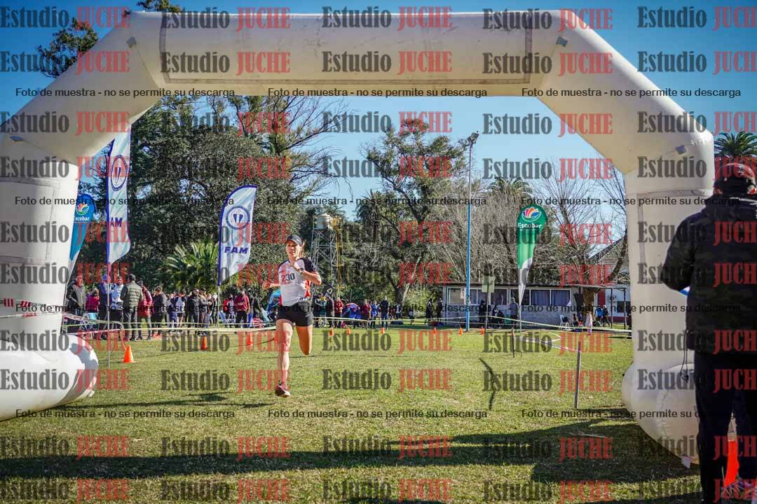 Fotos de la llegada del cross de 6000 m