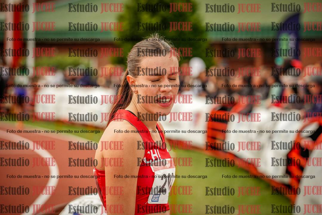 Fotos de algunos extras y podios del día 3