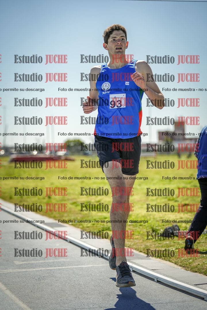 Fotos de los 800 m llanos de varones