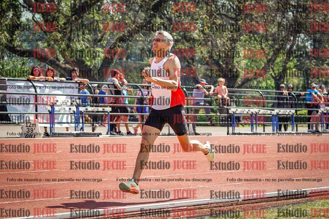 Fotos de los 800 m llanos de varones
