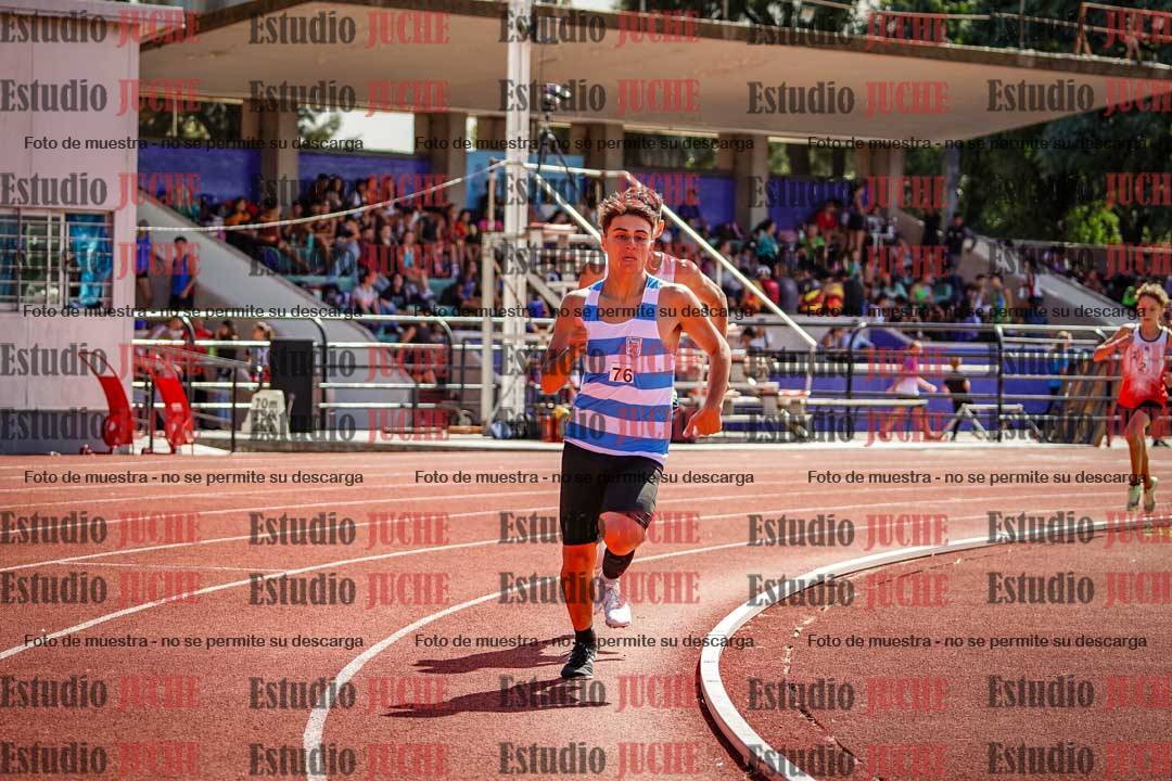 Fotos de los 600 m llanos de varones