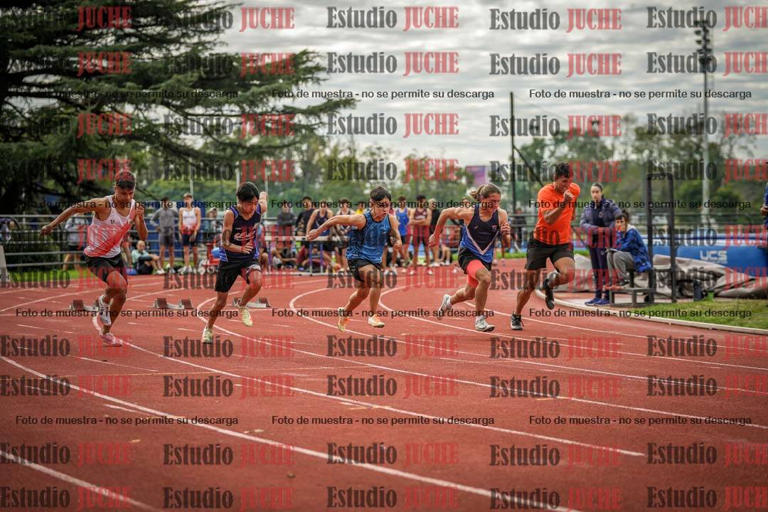 Fotos de los 100 m llanos de varones