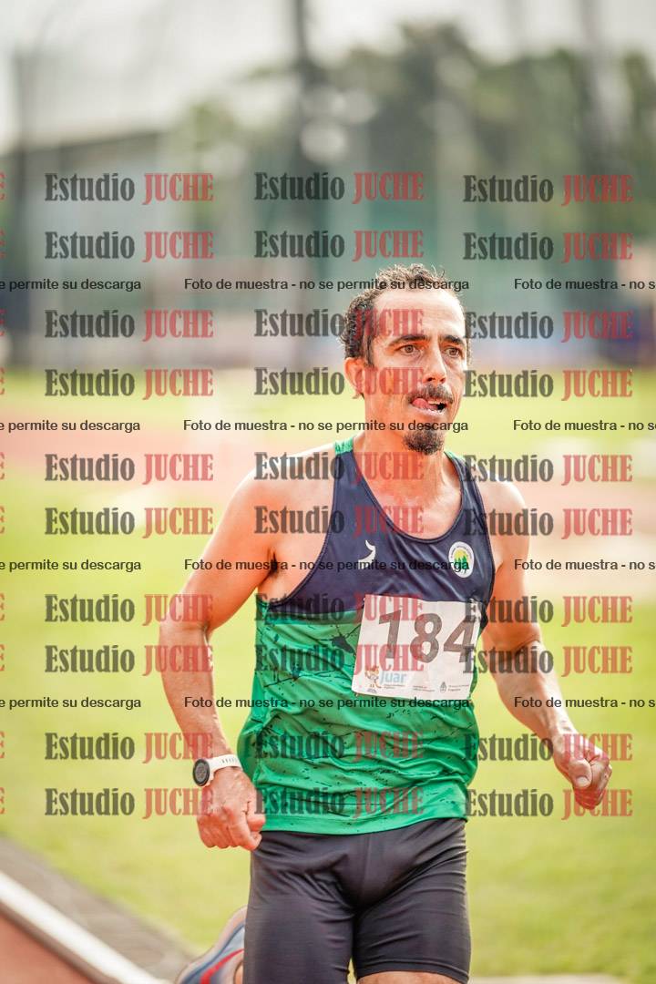 Fotos de los 3000 m llanos de varones