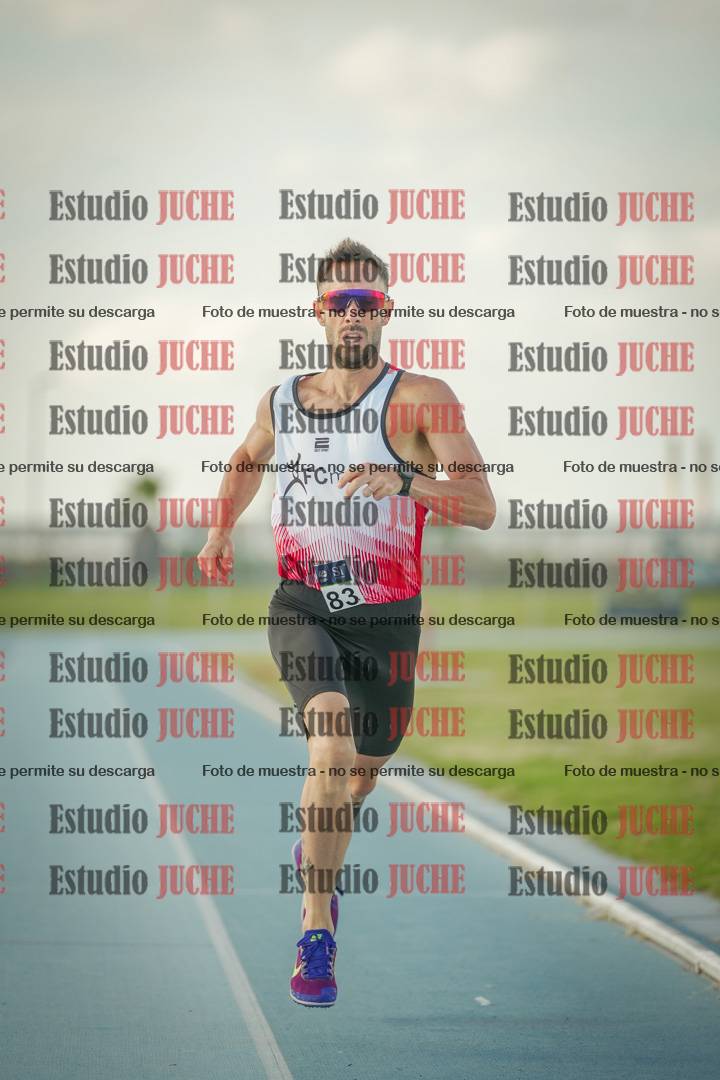 Fotos de los 800 m llanos de varones