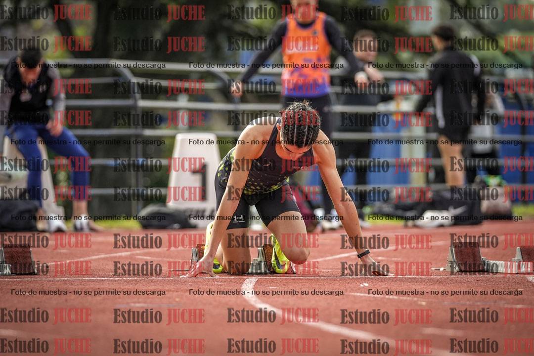 Fotos de los 100 m llanos de varones