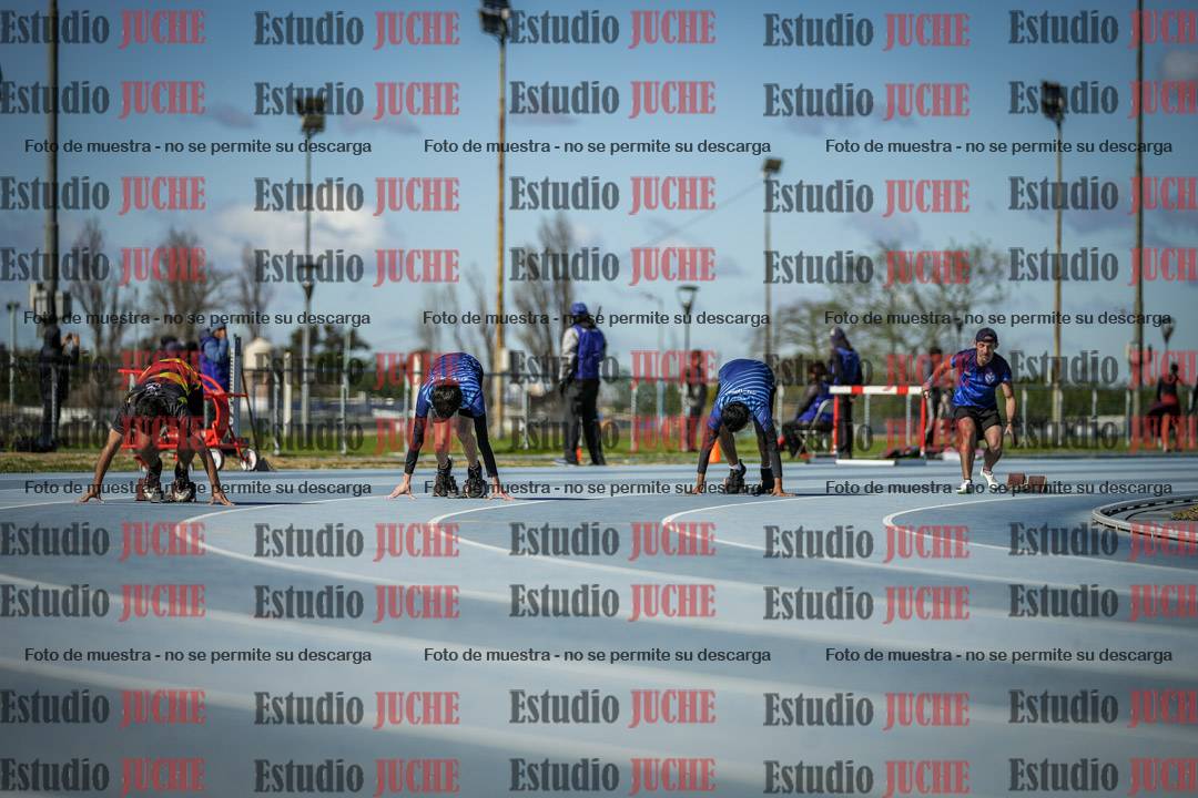 Fotos de los 200 m llanos de varones