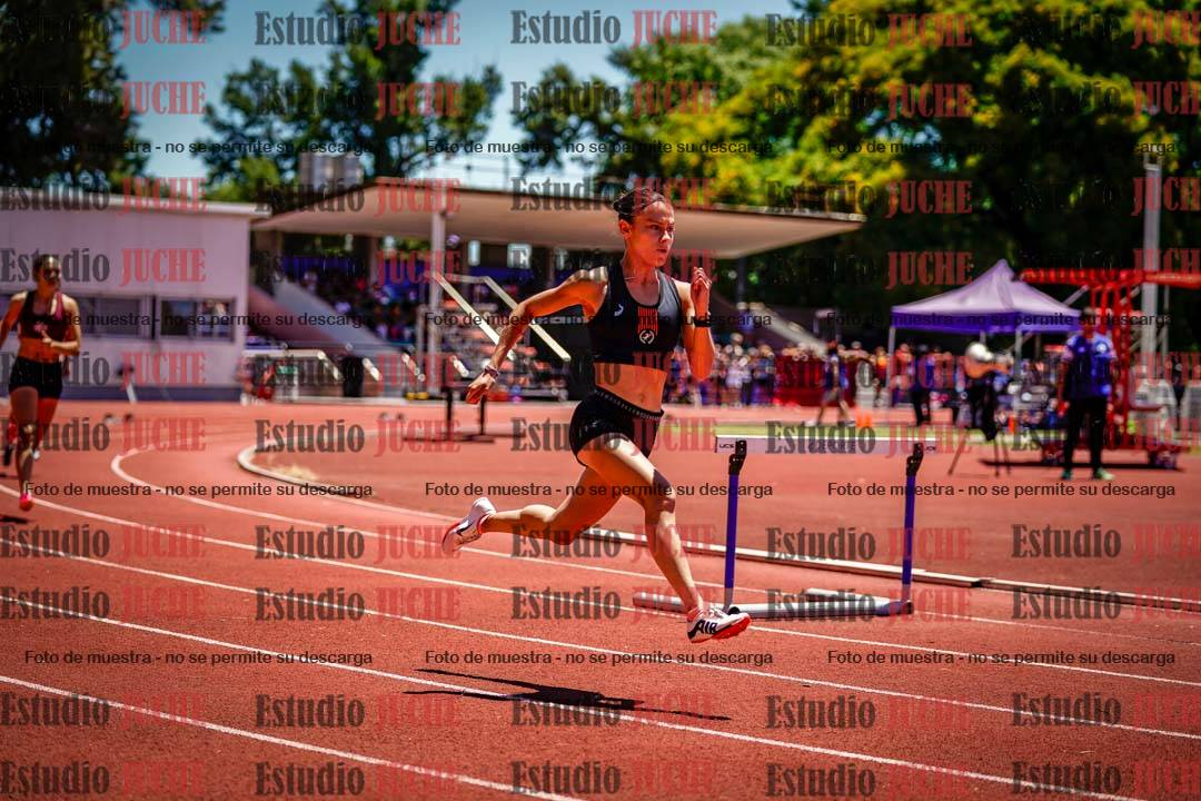 Fotos de los 400 m con vallas de mujeres