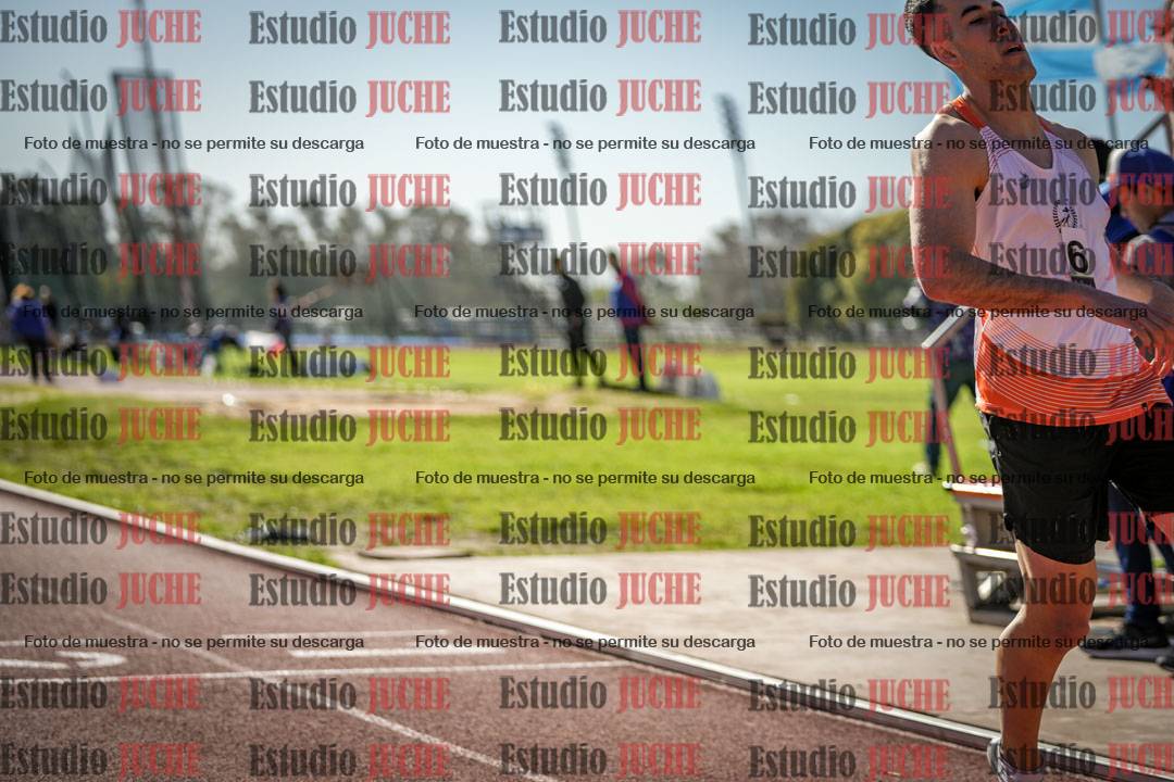Fotos de los 800 m llanos de varones