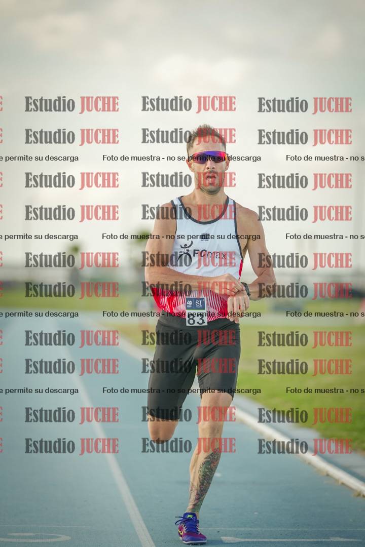 Fotos de los 800 m llanos de varones