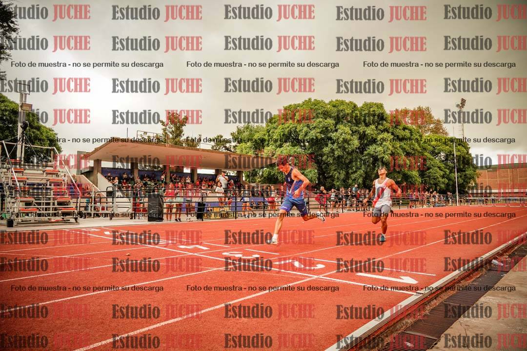 Fotos de los 400 m con vallas de varones