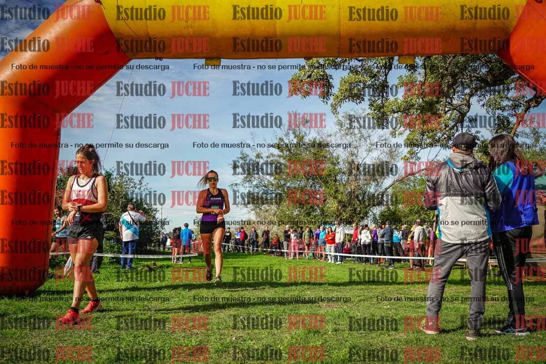 Fotos de la llegada del cross de 6000 m