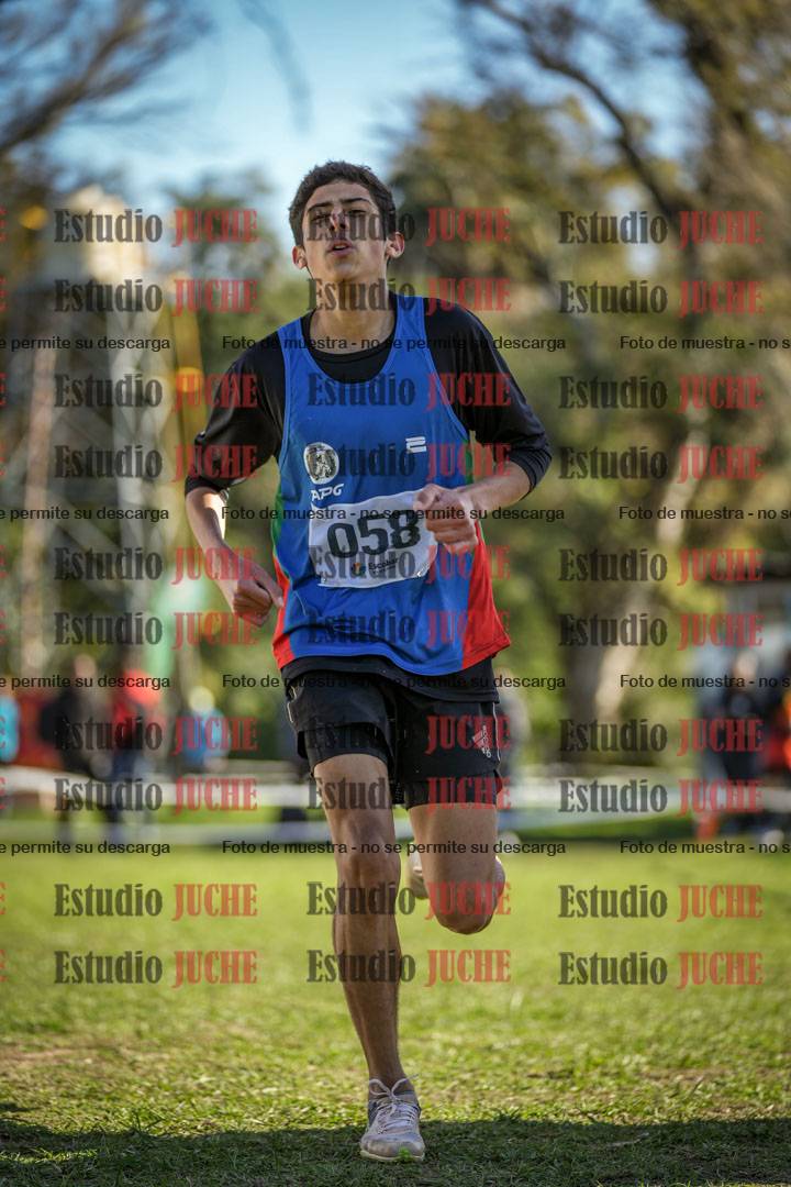 Fotos de la llegada del cross de 3000 m