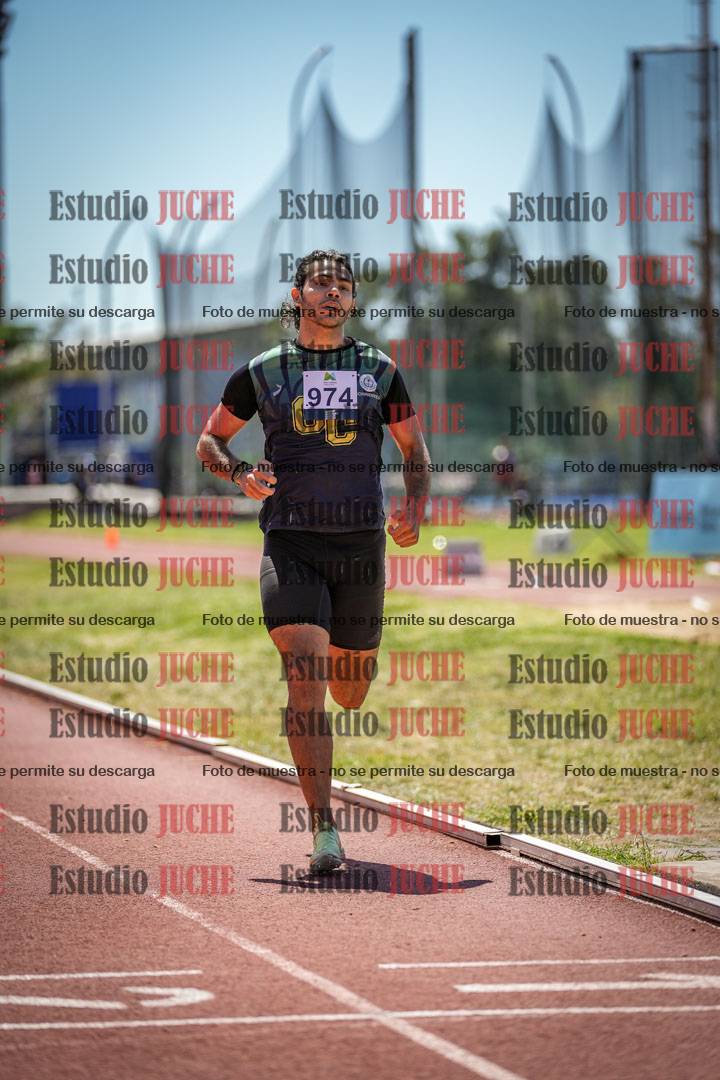 Fotos de los 800 m llanos de varones