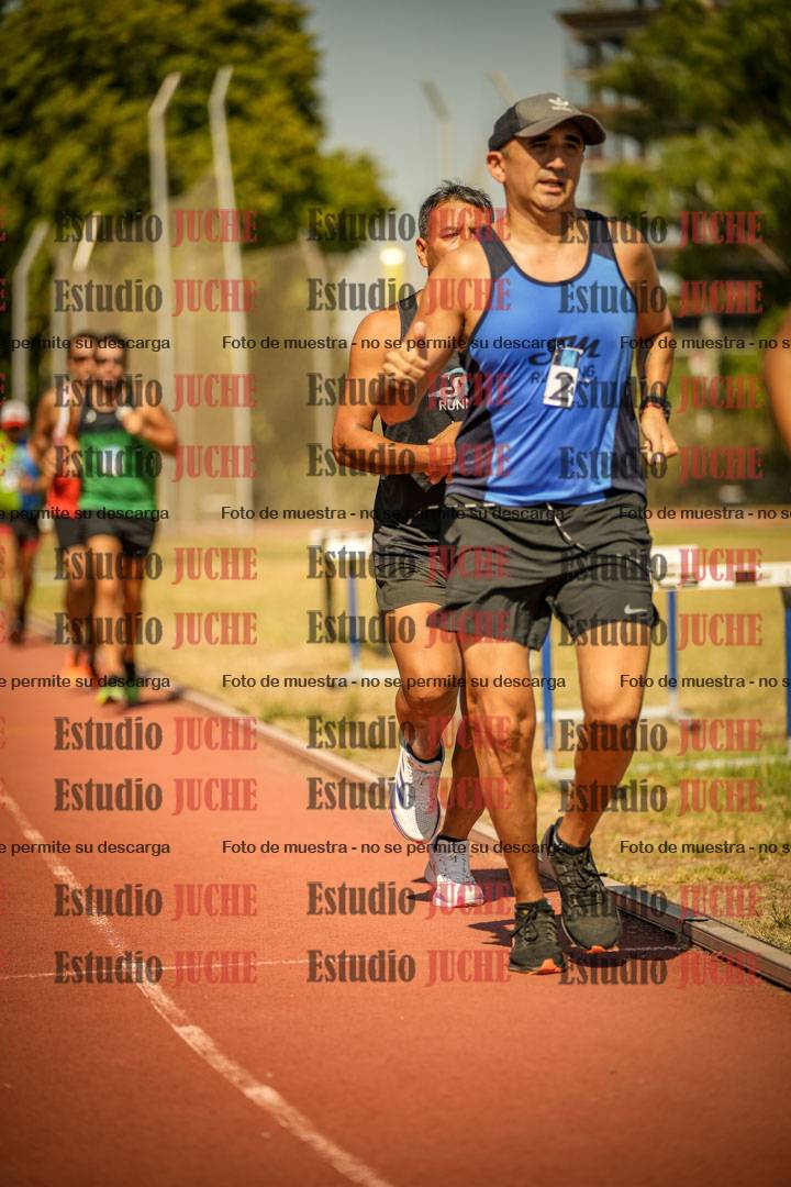 Fotos de los 3000 m llanos de varones
