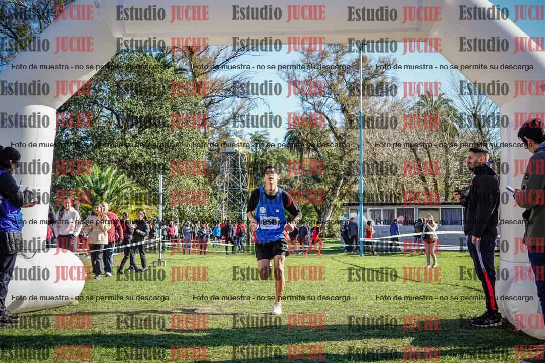 Fotos de la llegada del cross de 3000 m