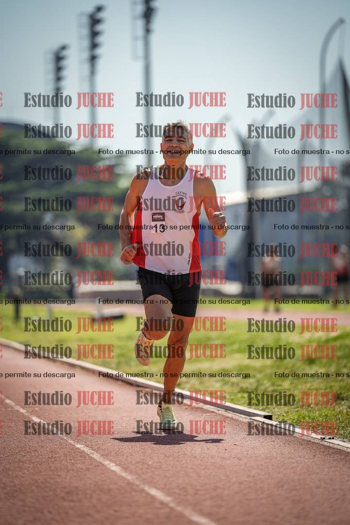 Fotos de los 800 m llanos de varones