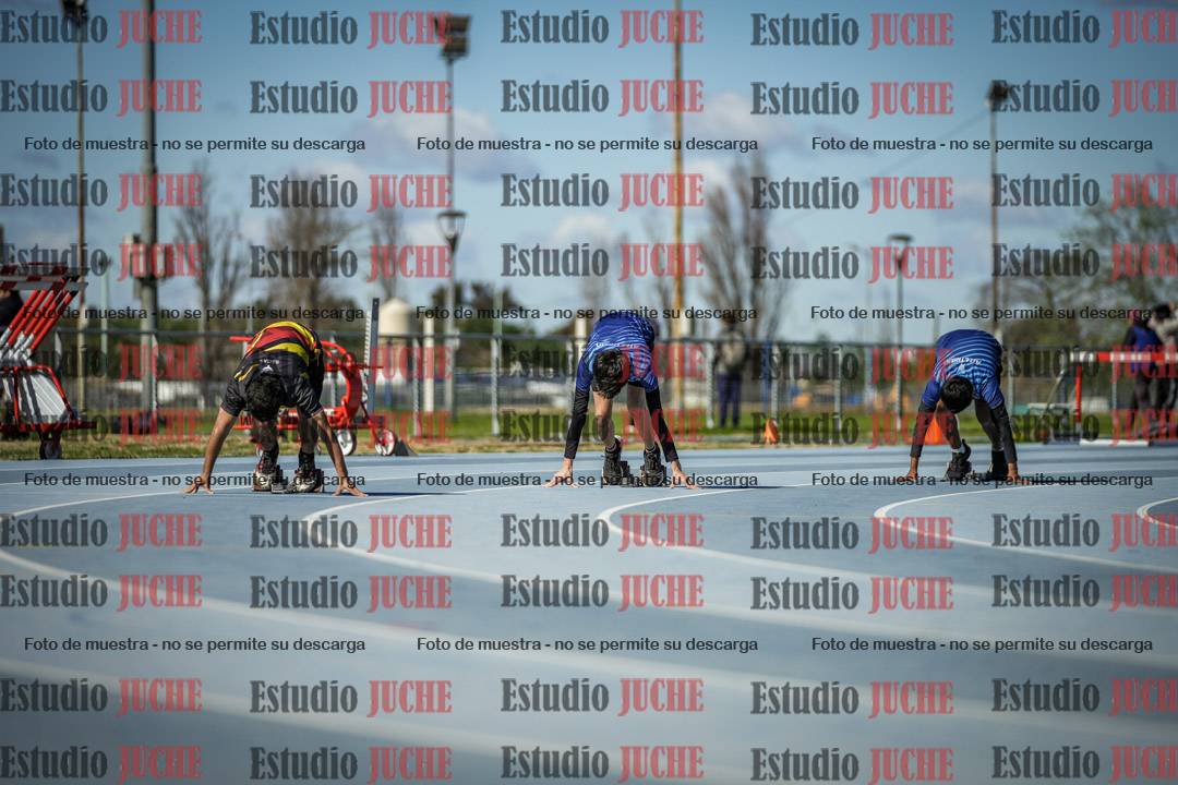Fotos de los 200 m llanos de varones