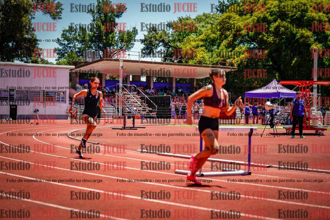 Fotos de los 400 m con vallas de mujeres
