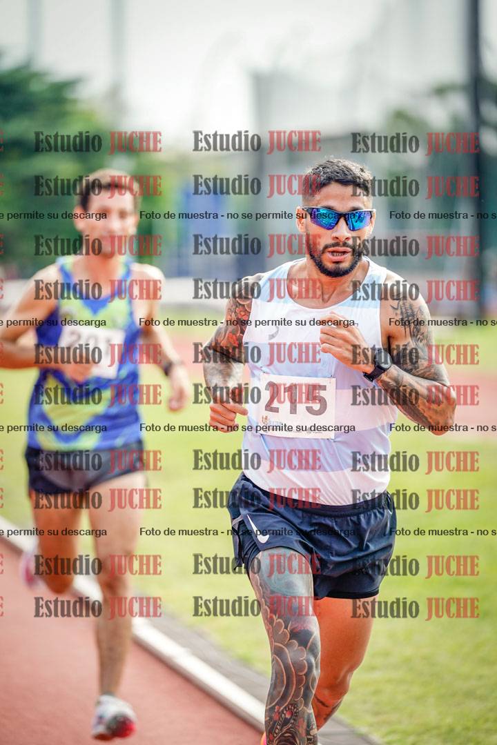 Fotos de los 3000 m llanos de varones
