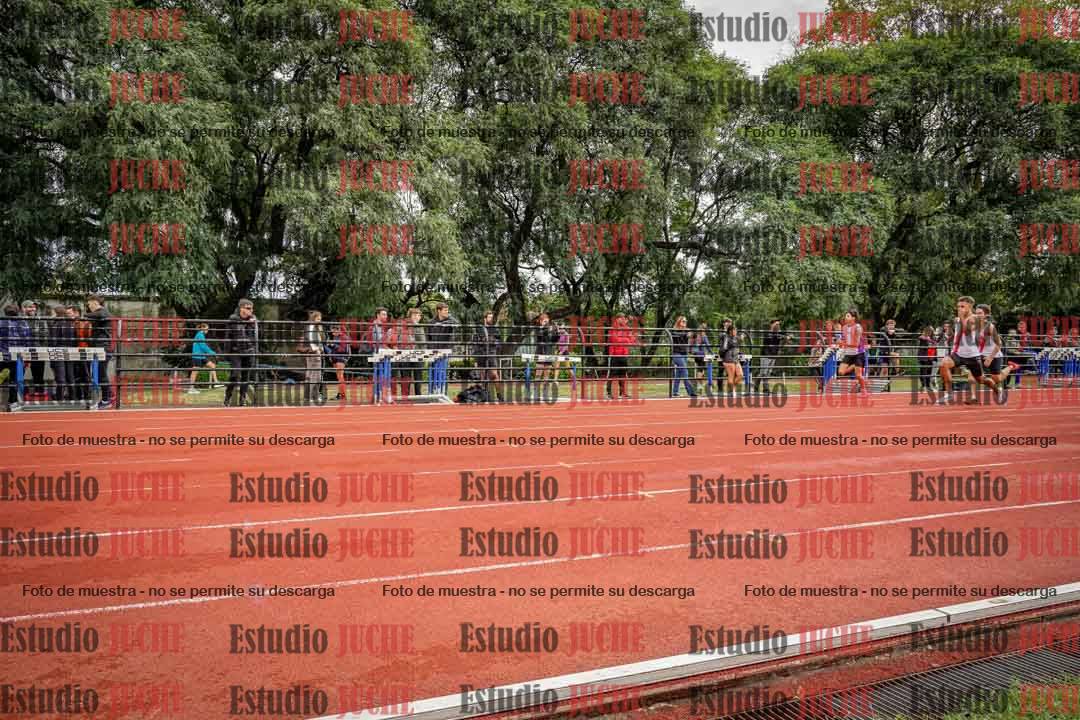 Fotos de los 100 m llanos de varones