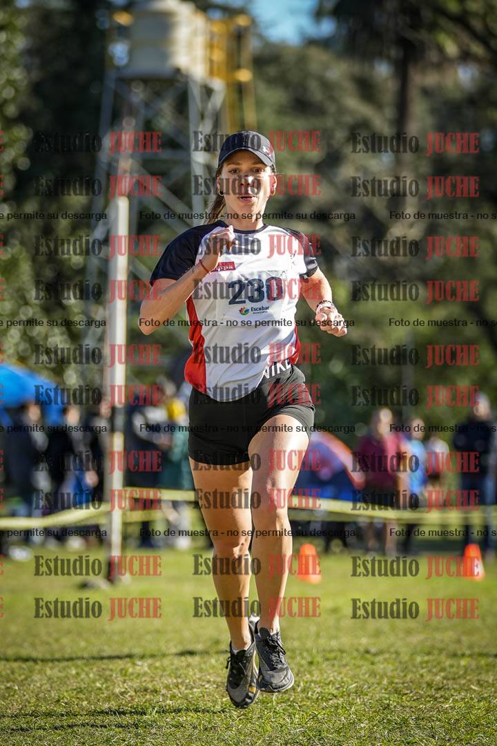 Fotos de la llegada del cross de 6000 m