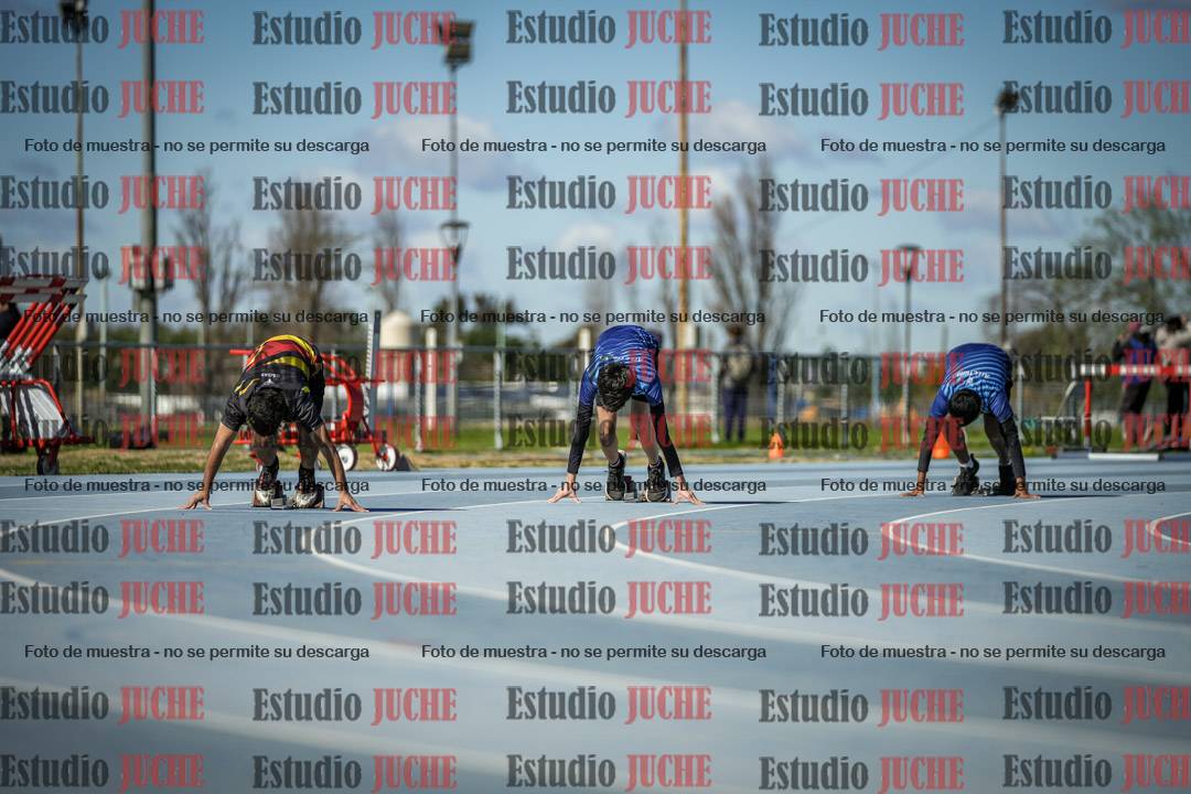 Fotos de los 200 m llanos de varones