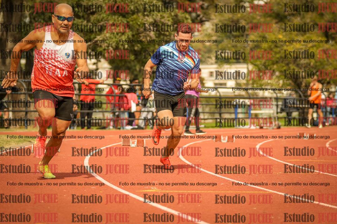 Fotos de los 200 m llanos de varones
