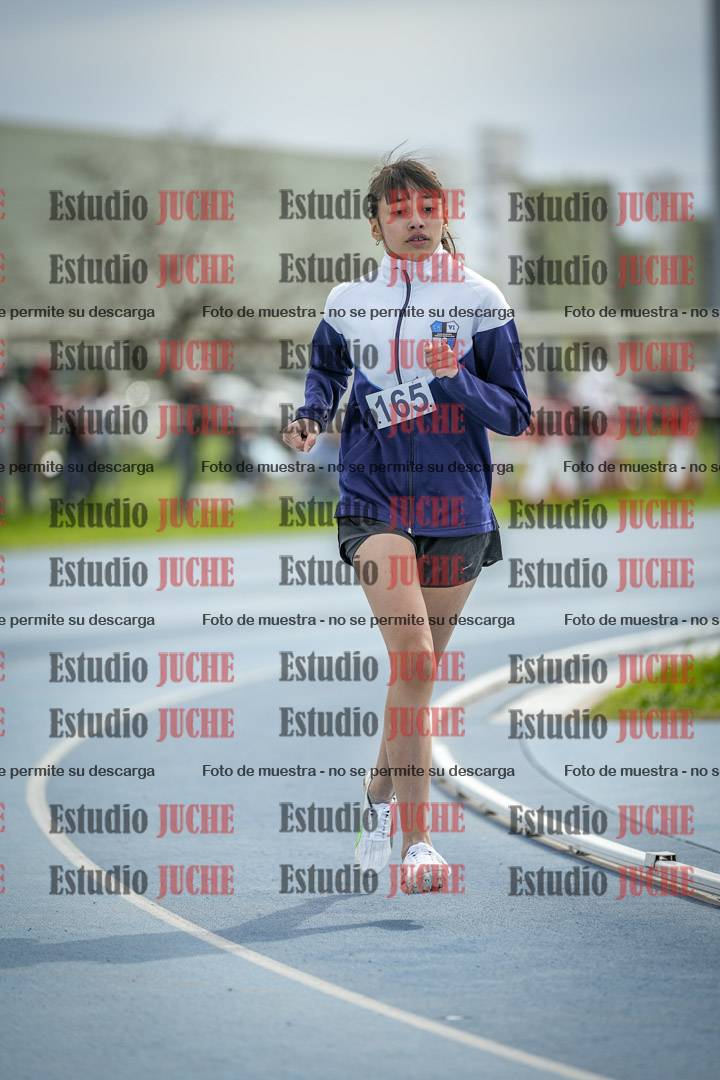 Fotos de los 800 m llanos de mujeres - U14