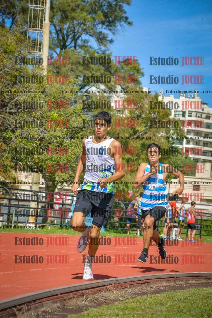 Fotos de los 600 m llanos de varones