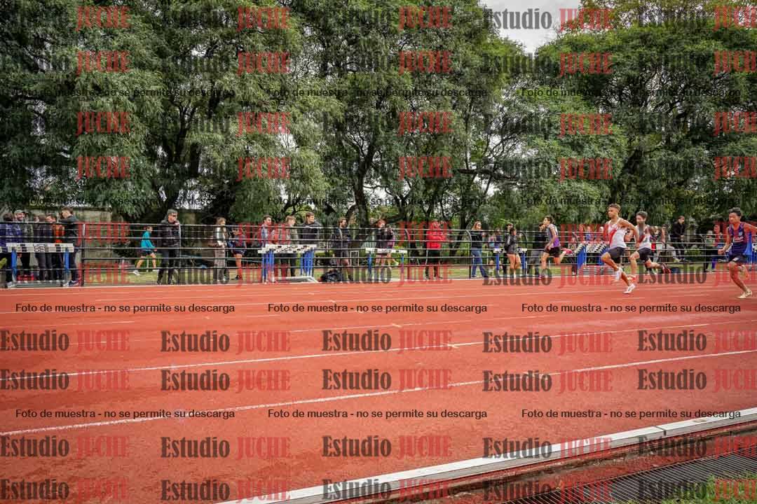Fotos de los 100 m llanos de varones