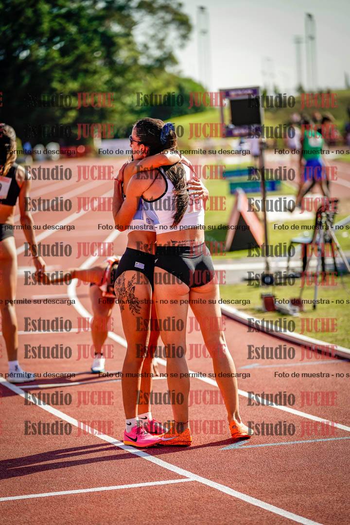 Fotos de algunos extras y podios del día 1