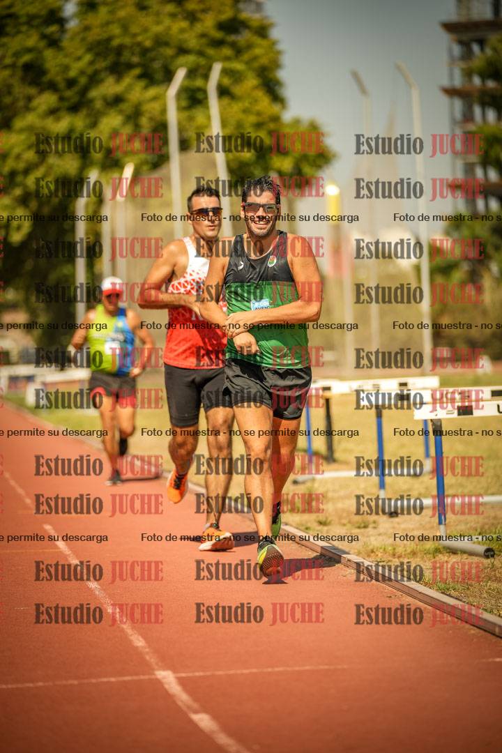 Fotos de los 3000 m llanos de varones