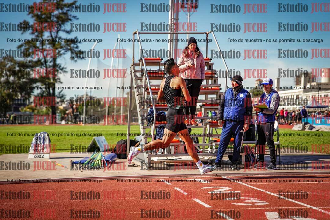 Fotos de los 800 m llanos de varones