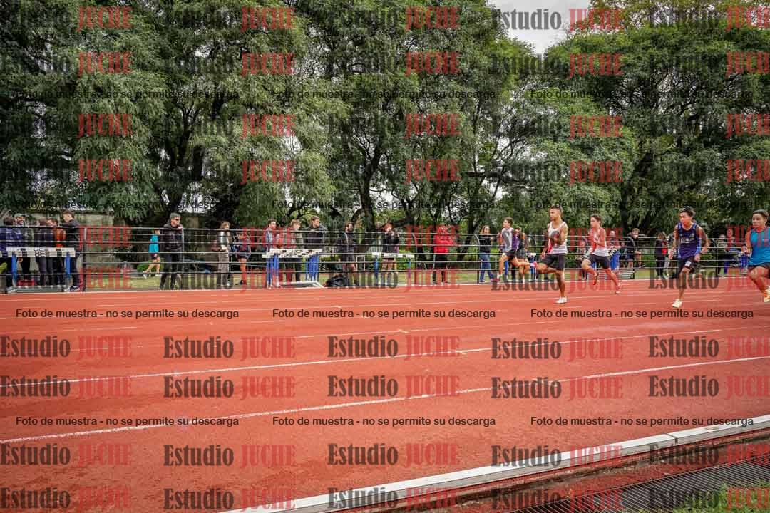 Fotos de los 100 m llanos de varones