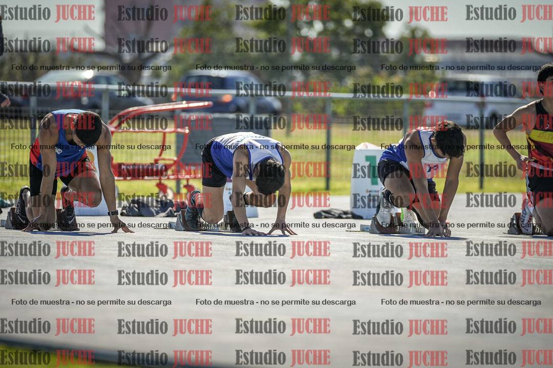 Fotos de los 100 m llanos de varones