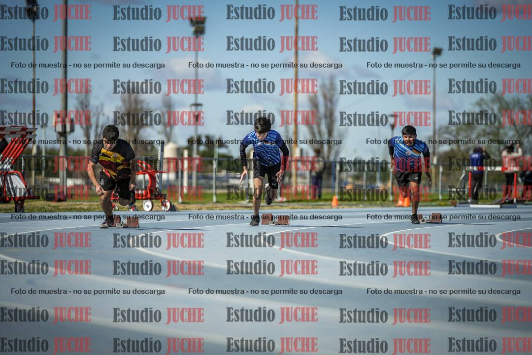 Fotos de los 200 m llanos de varones