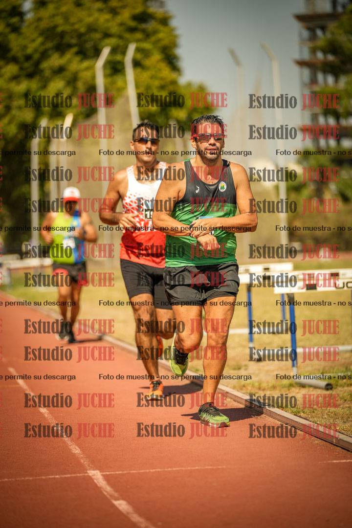 Fotos de los 3000 m llanos de varones