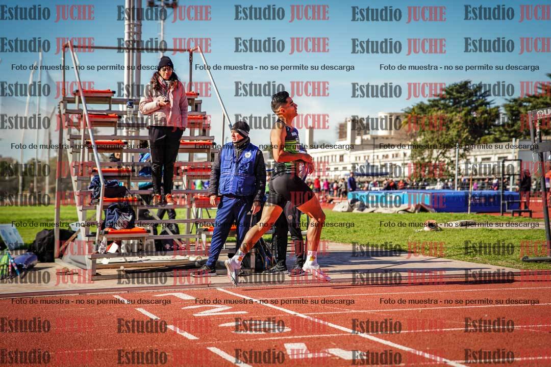 Fotos de los 800 m llanos de varones