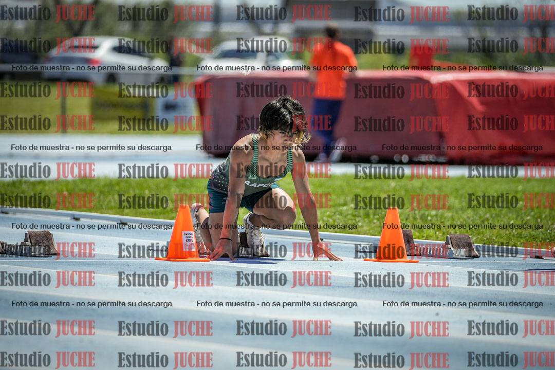 Fotos de los 80 m llanos de varones